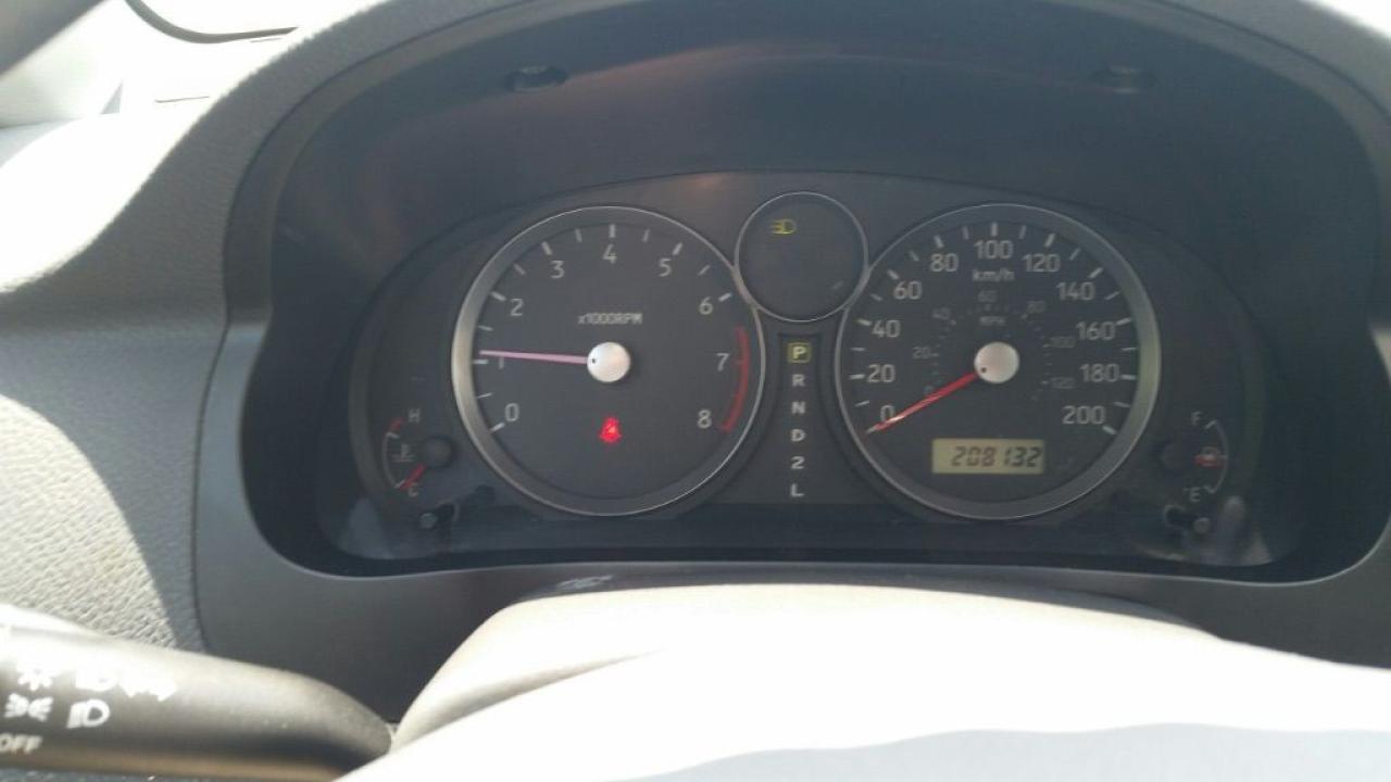643208