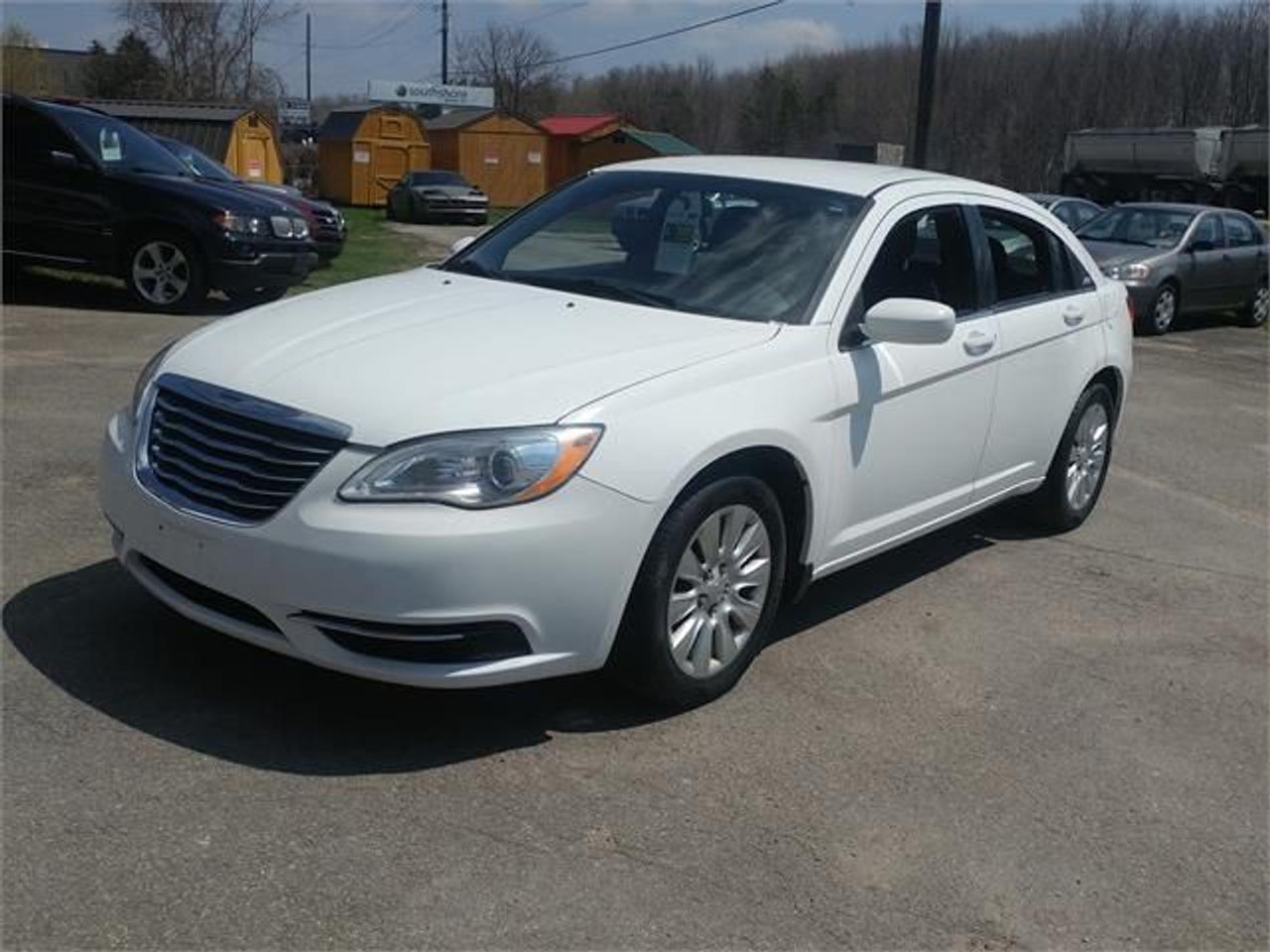 Used 2011 Chrysler 200 LX for sale in Barrie, ON