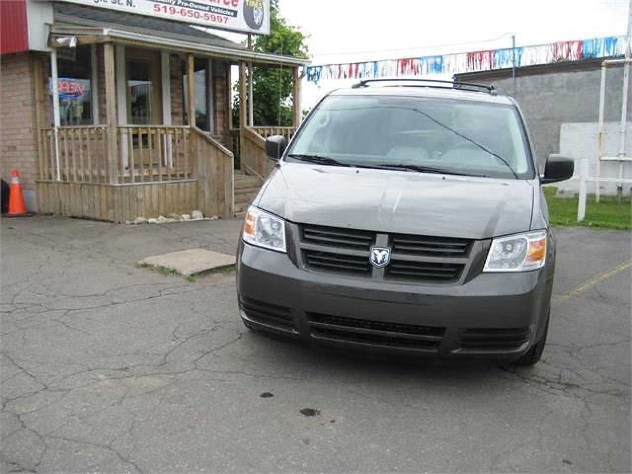 Used 2010 Dodge Grand Caravan SE for sale in Cambridge, ON