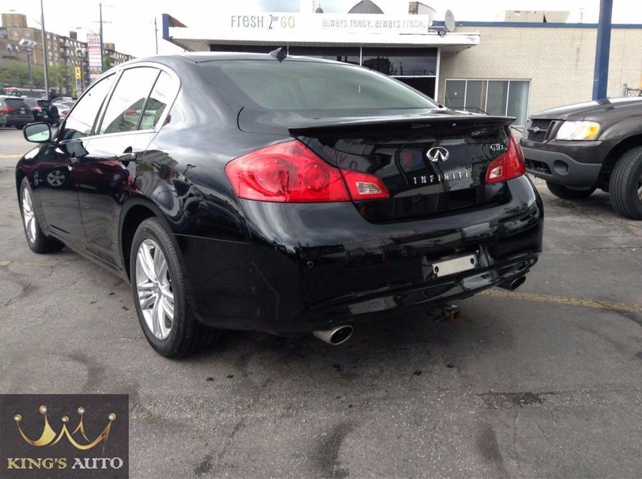 643367.11251768