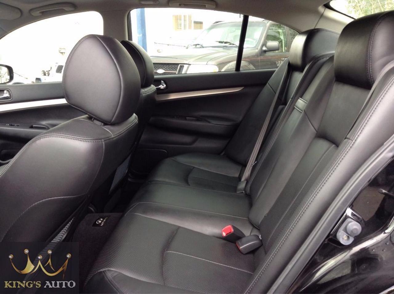 643367.11251770