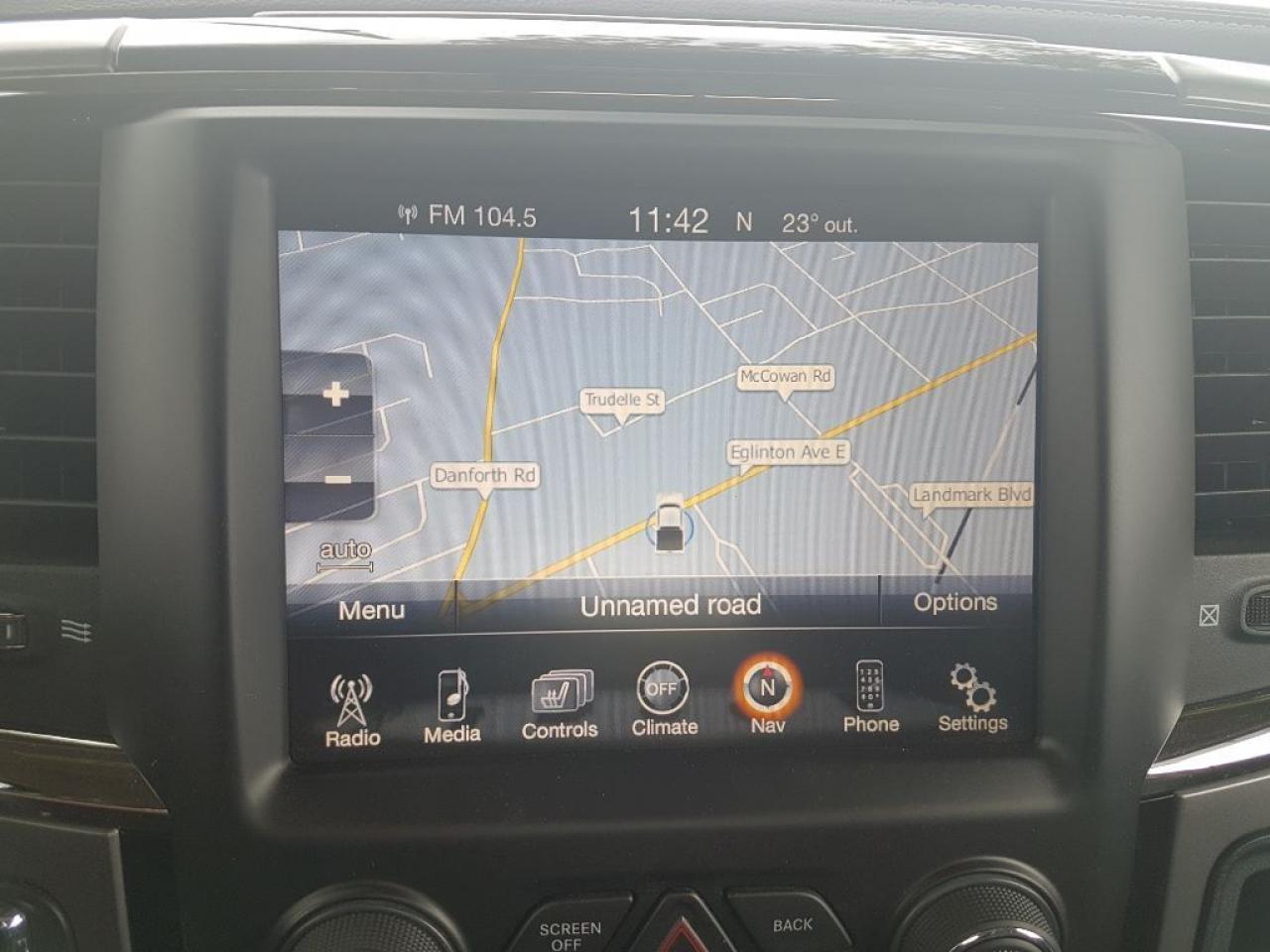 643421