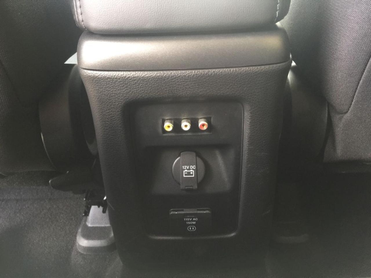 643433