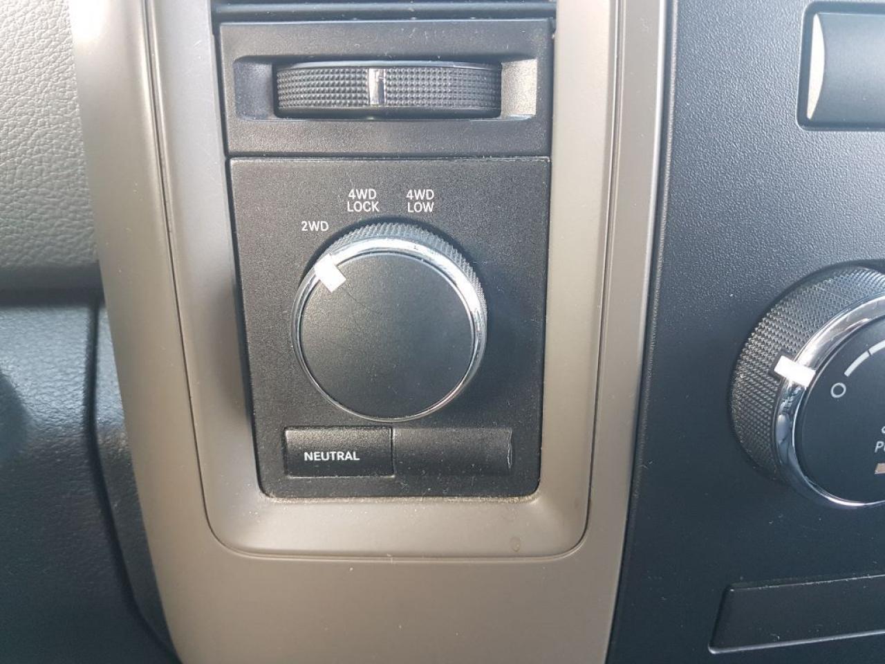 643438