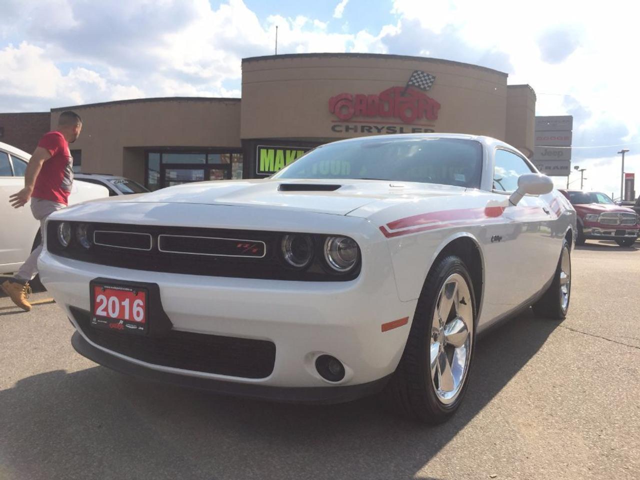 5.7L HEMI V8, 8 SPEED AUTOMATIC, LEATHER TRIMMED SEAT NAPA PERFORM R/T LOGO, KEYLESS GO, REMOTE START,UCONNECT WITH NAVIGATION, BLIND SPOT AND CROSS PATH DETECTION, POWER SUNROOF, 20? POLISHED ALUMINUM WHEELS) FORMER DAILY RENTAL