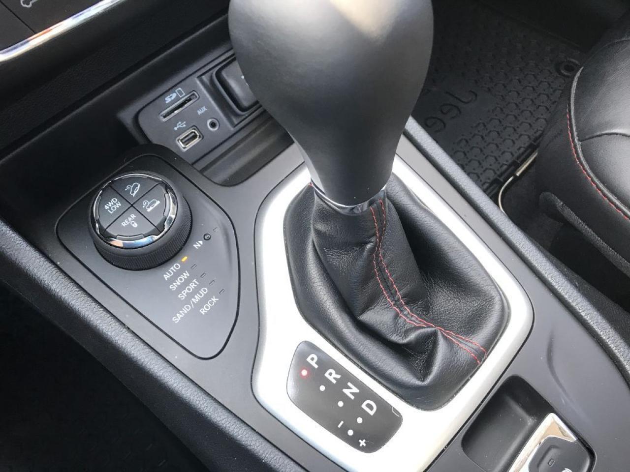 643473