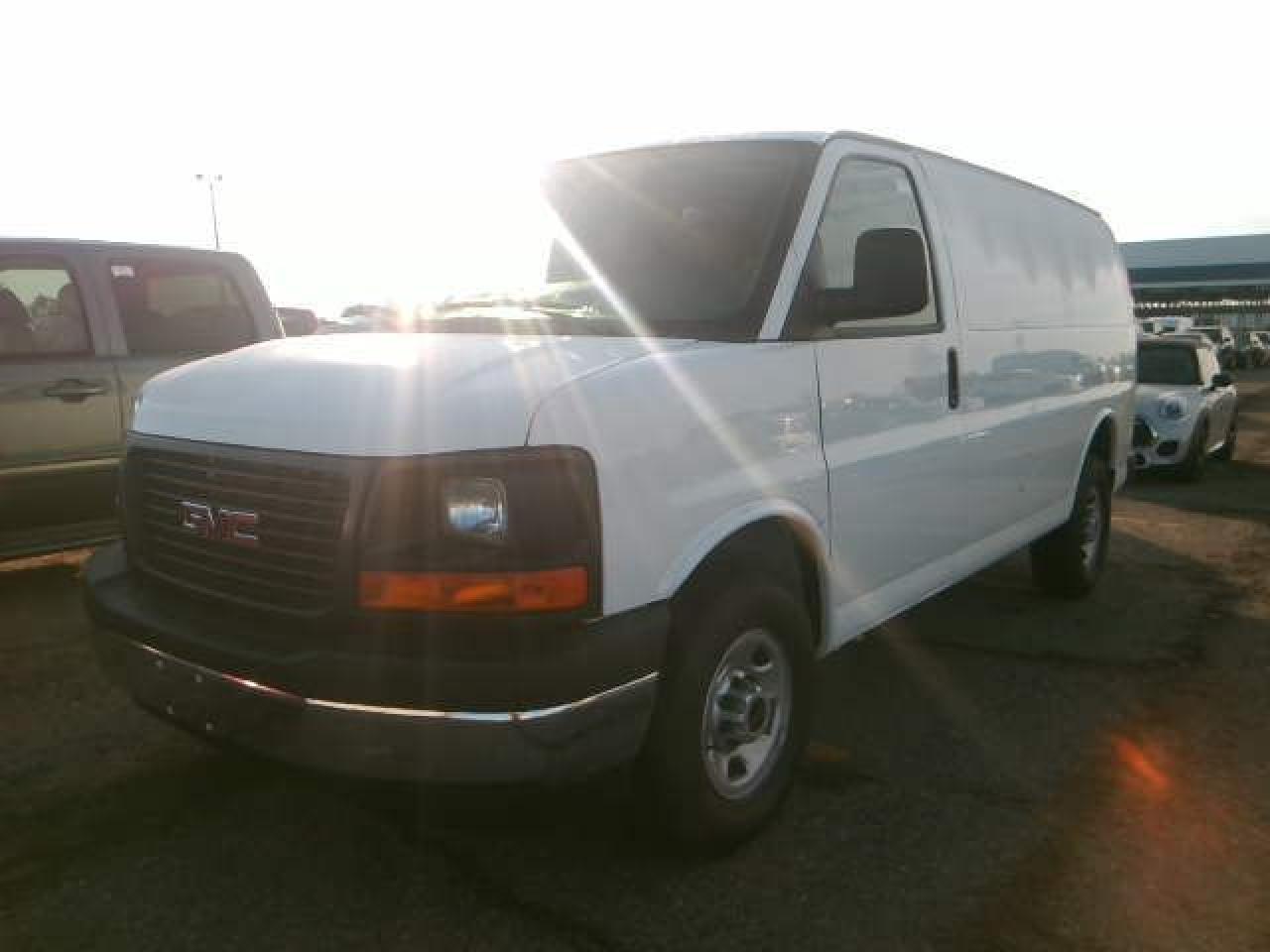 Used 2017 GMC Savana 2500 Cargo for sale in St Catharines, ON