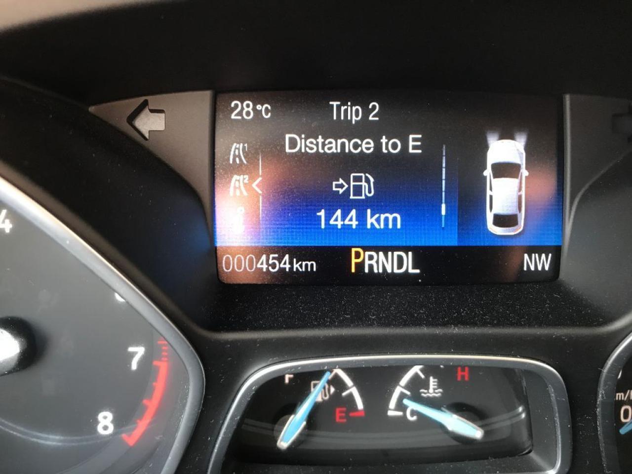 643483