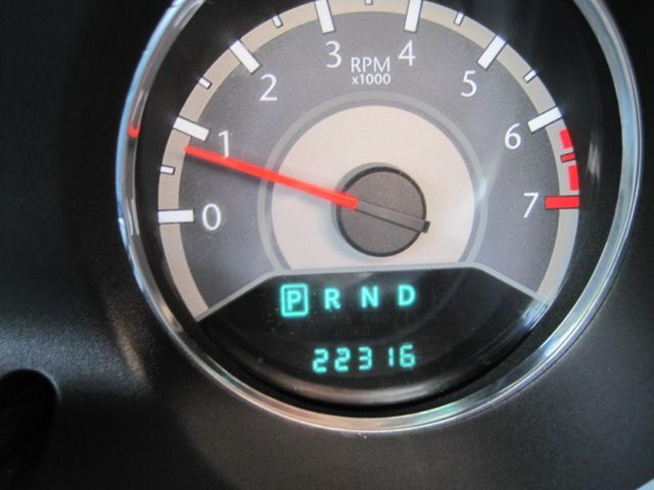 643493