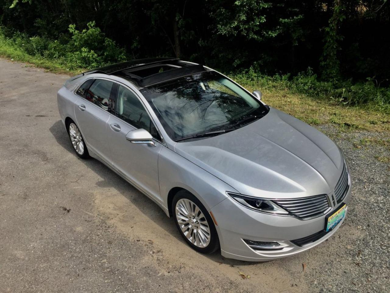 Used 2014 Lincoln MKZ AWD 3.7L V6 Only 22500 km for sale in Perth, ON