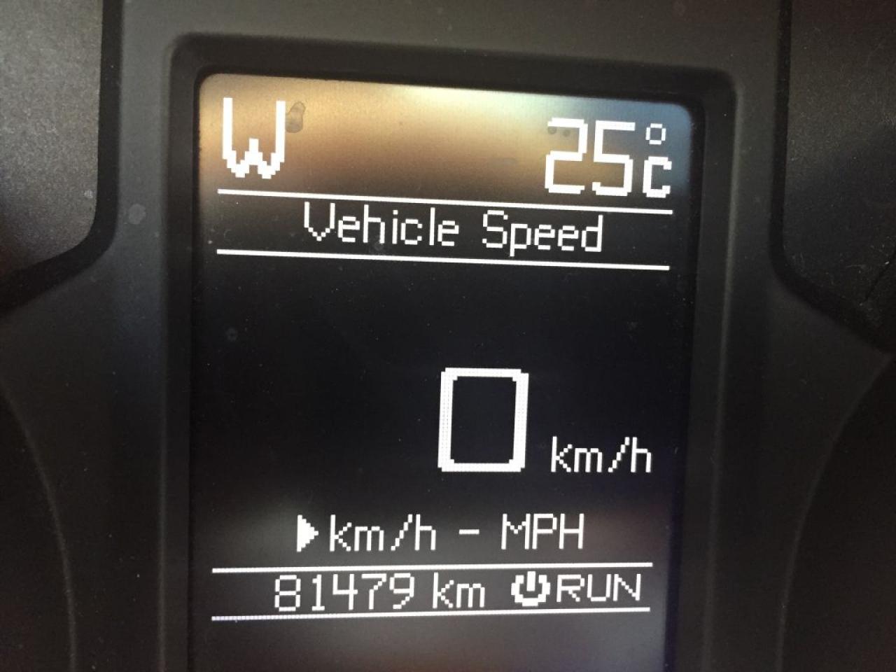 643526