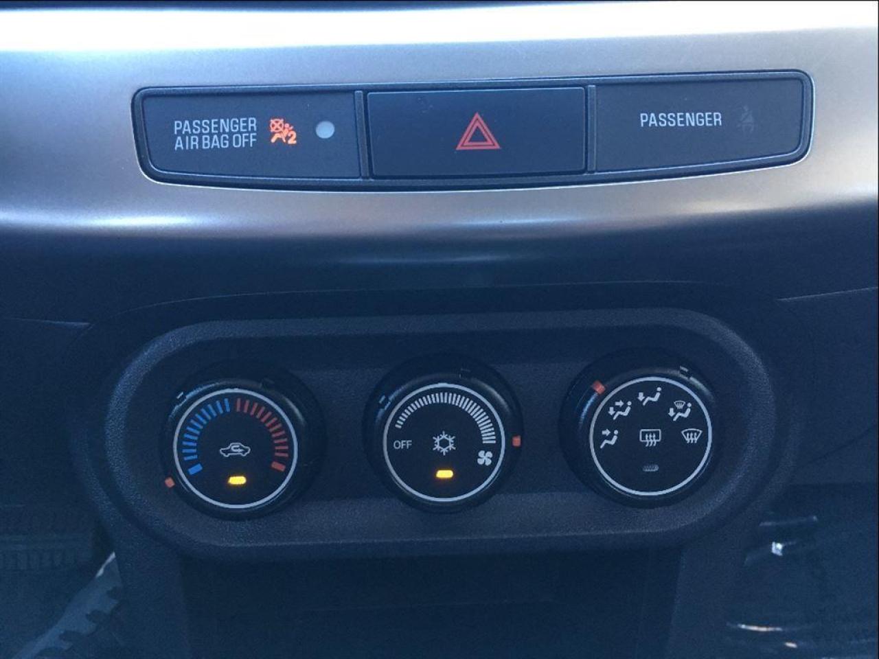 643621