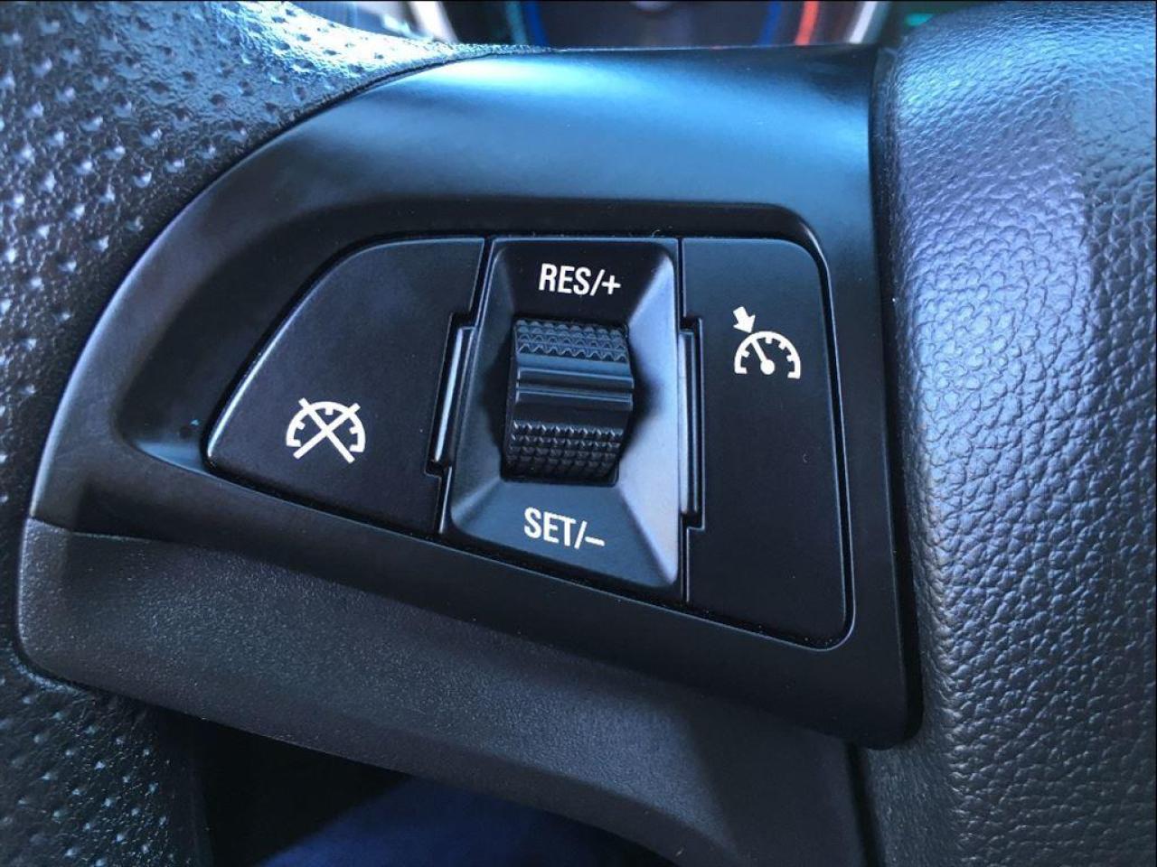 643623