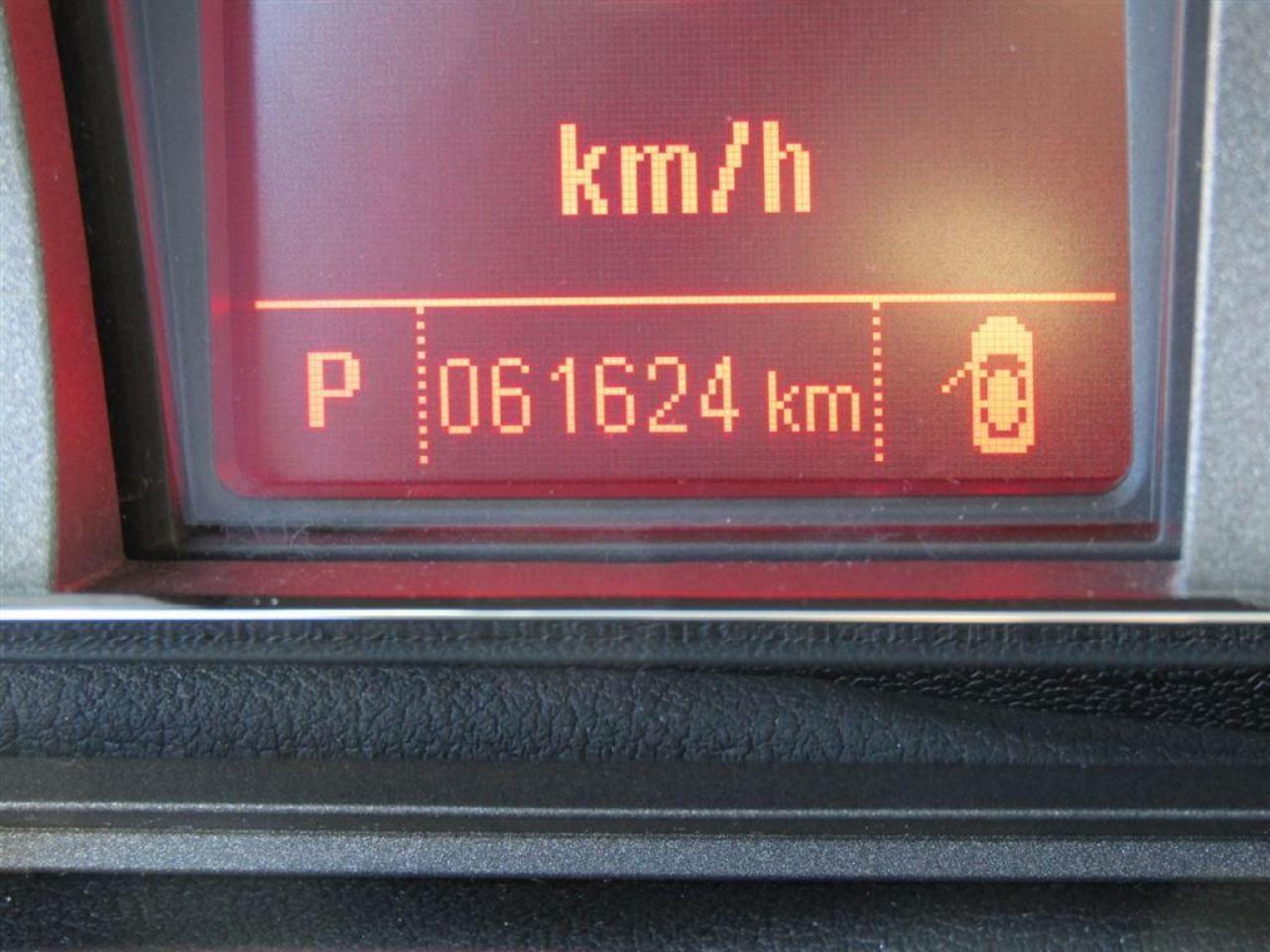 643636