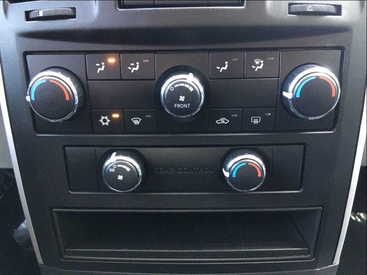 643639