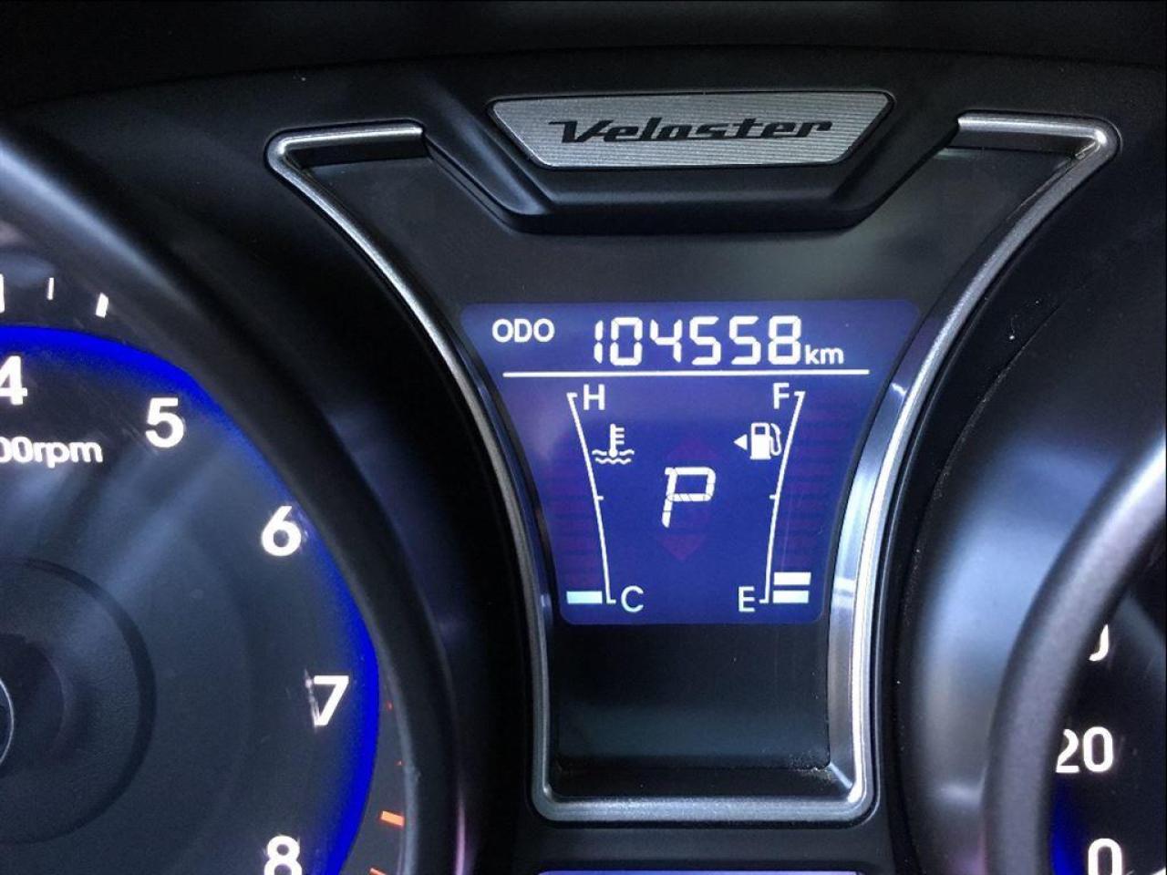 643649