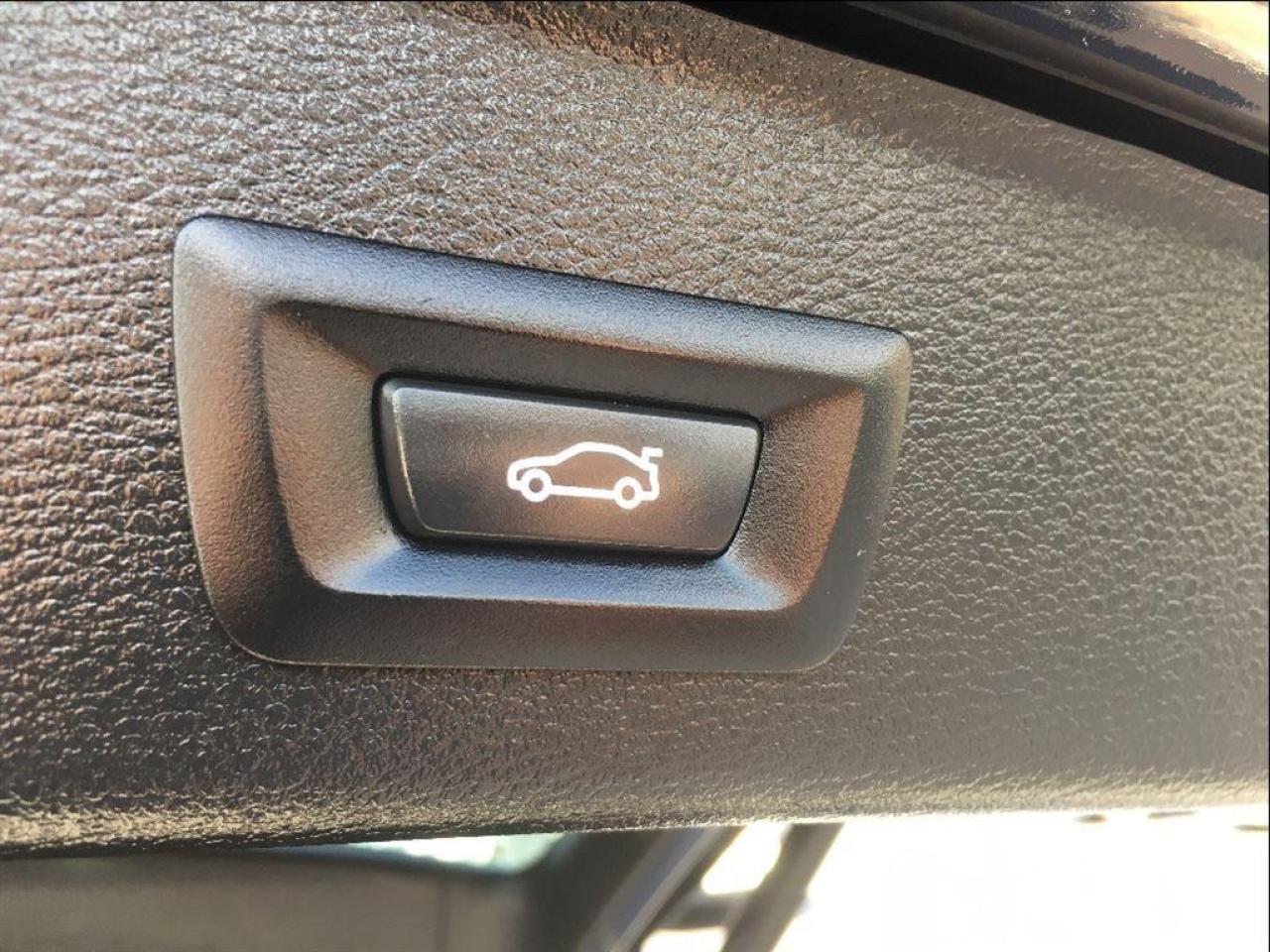 643656