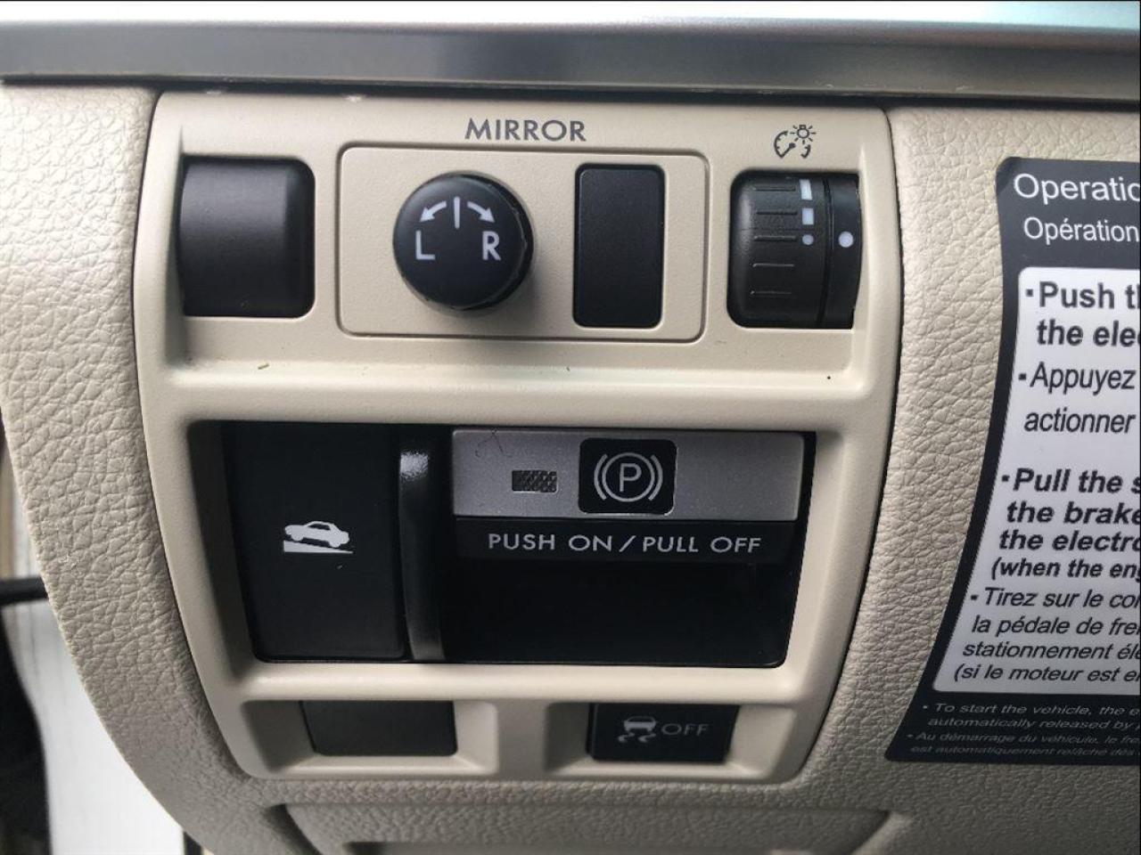 643658