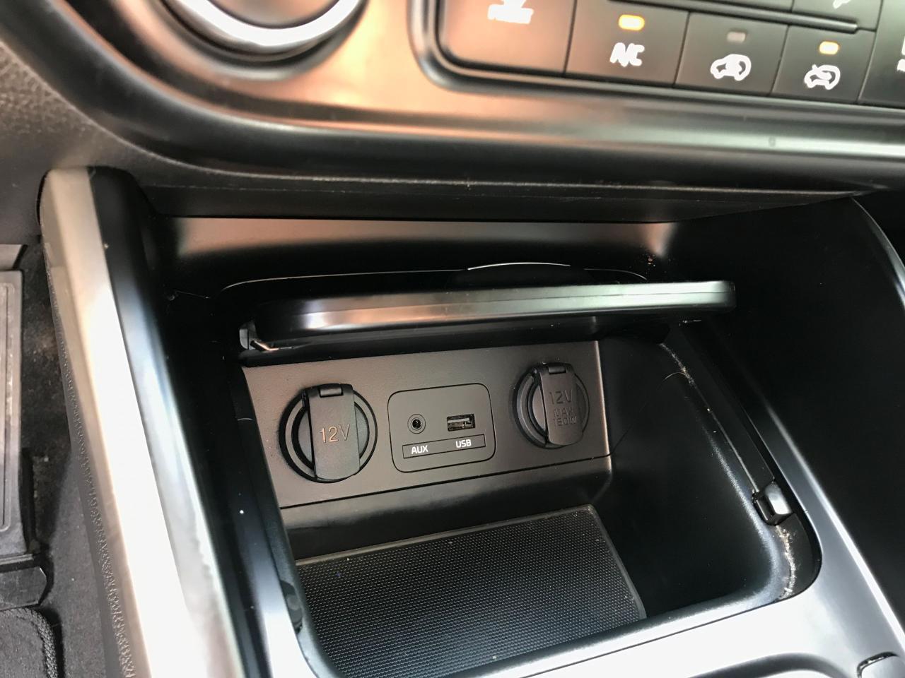 643703