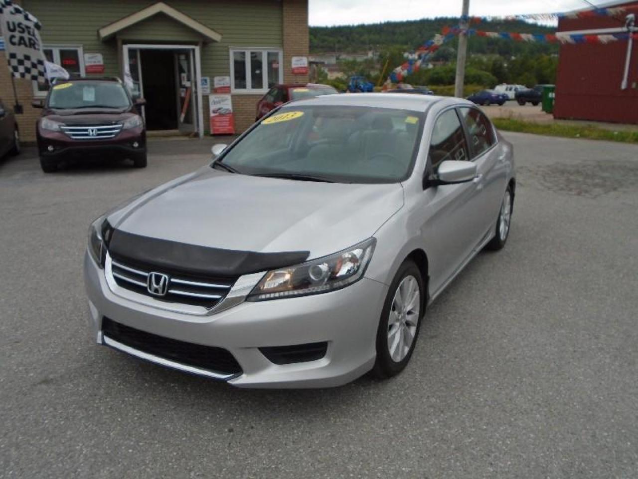 Used 2013 Honda Accord LX for sale in Mississauga, ON
