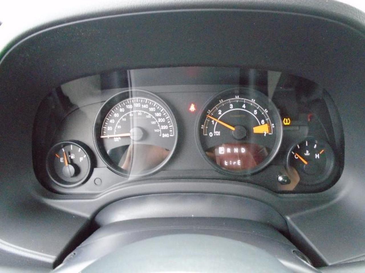 643723