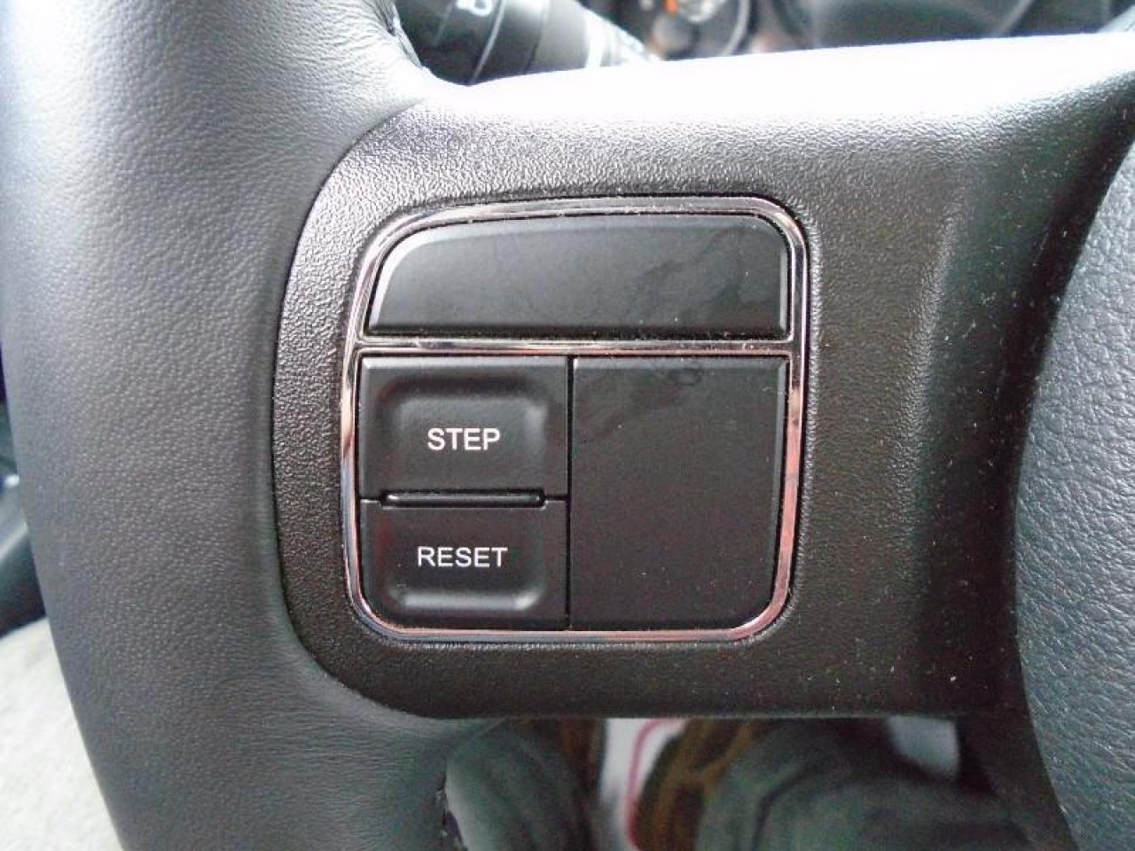 643723