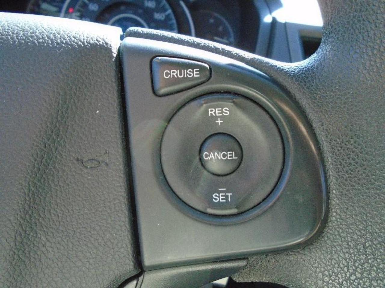 643727