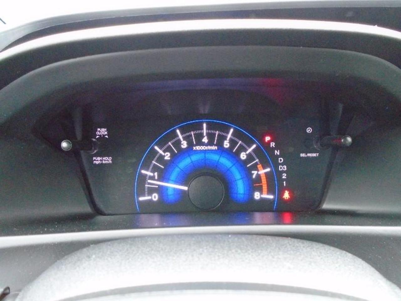 643729