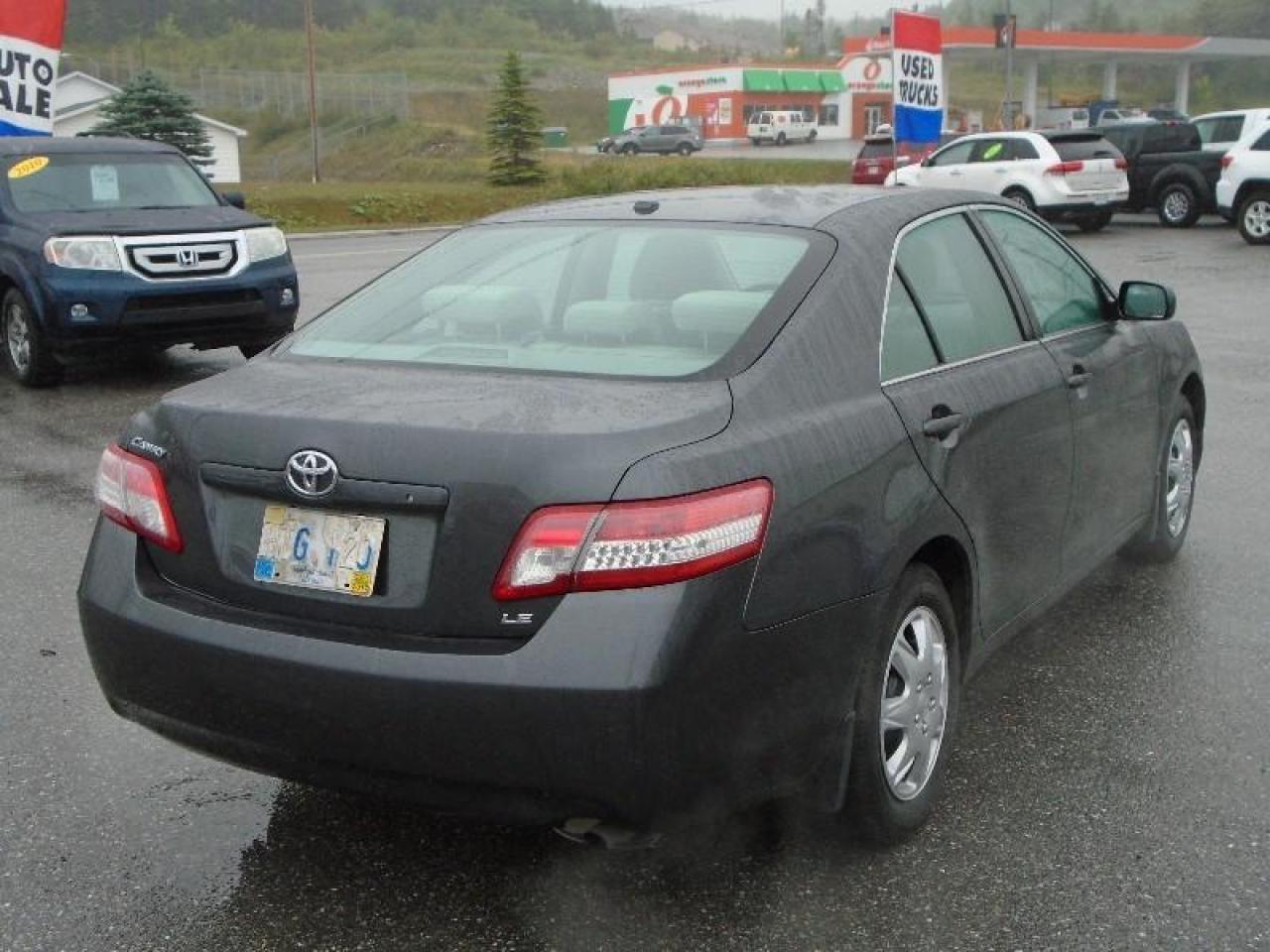 643732