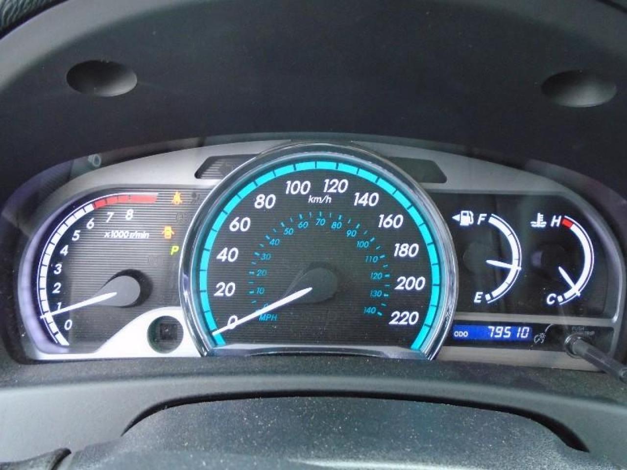 643735