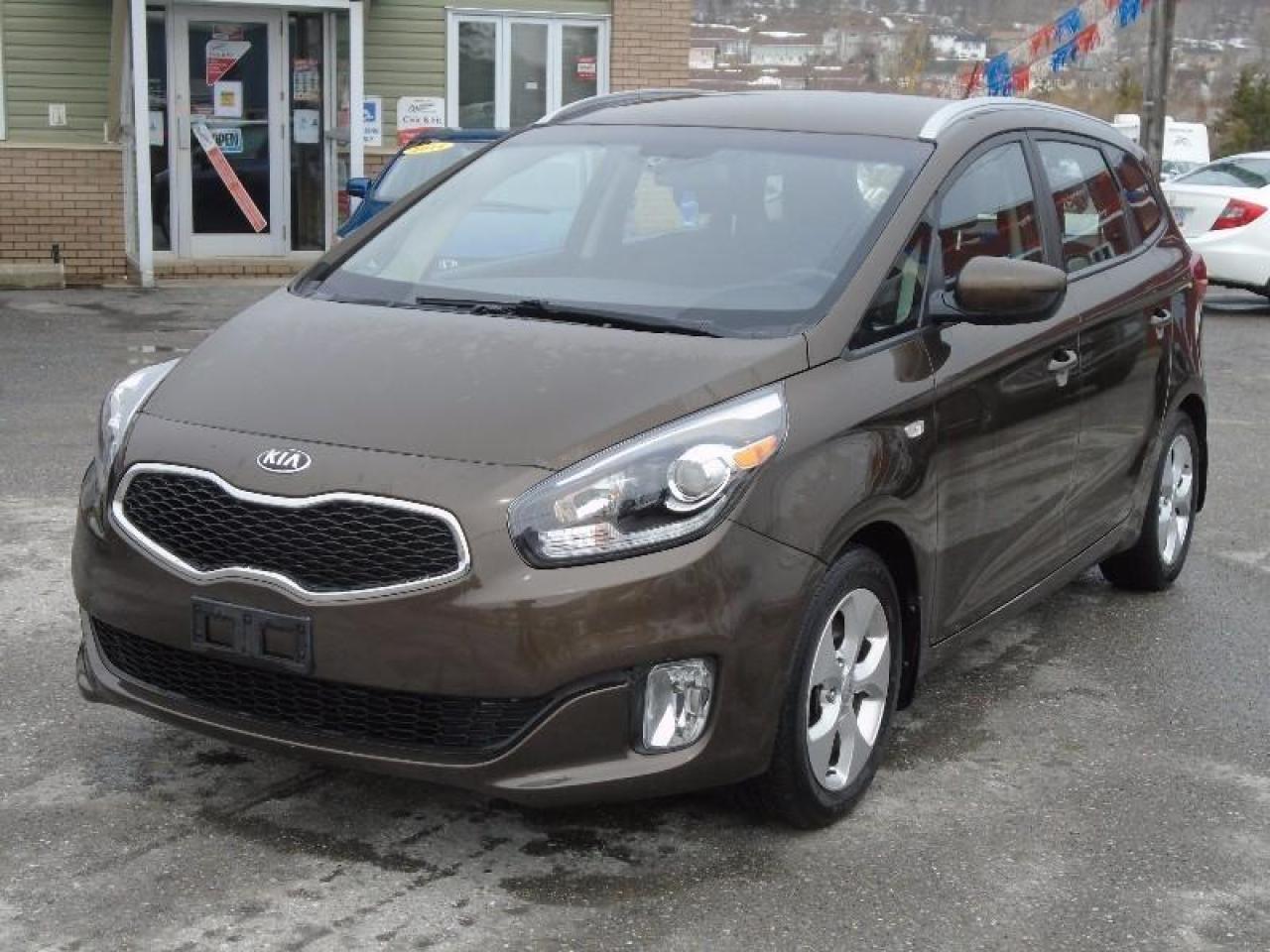 Used 2014 Kia Rondo LX for sale in Mississauga, ON