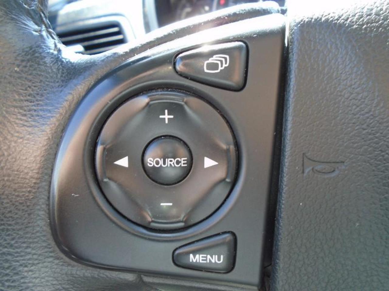643737