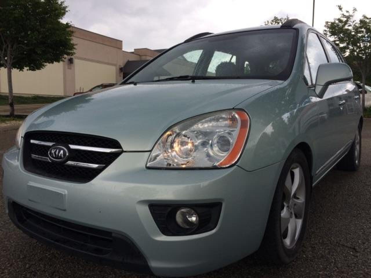 Used 2008 Kia Rondo EX w/3rd Row for sale in Waterloo, ON