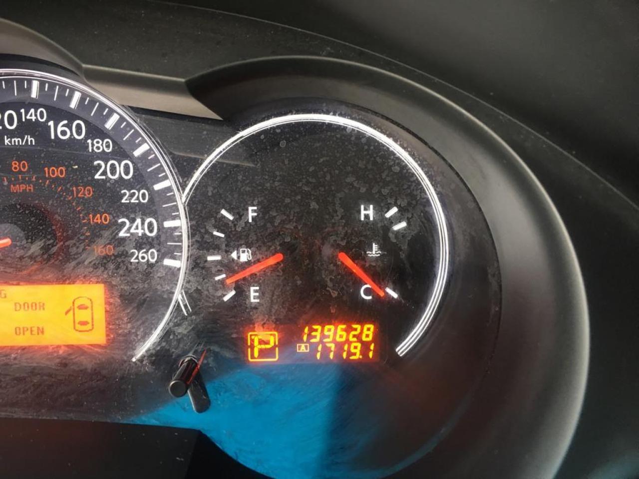 643760