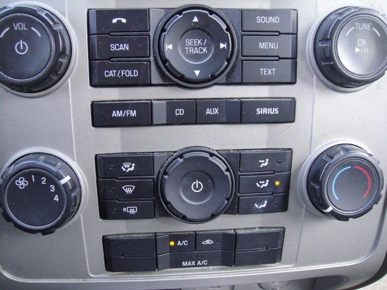 643773