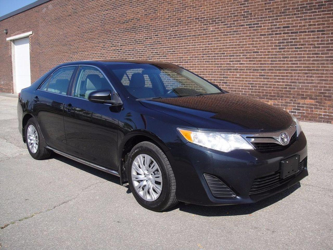 LIKE NEW,SPOTLESS,MINT CONDITION,CAMRY LE,TECK PACKAGE,SPORT PACKAGE,AUTO,A/C,MUST SEE,FULLY LOADED,LEATHER STEERING WHEEL,ALL POWER OPTIONS,EXCELLENT MECHANICAL CONDITION. FULL CLEAN HISTORY PROVIDED,CLEAN CAR PROOF,ZERO ACCIDENTS,CERTIFIED AND SAFETY INCLUDED IN THE PRICE.
FOR MORE INFO PLEASE CALL AT 416-636-7778 OR COME TO 4457 CHESSWOOD DRIVE TORONTO ( SAVE ON AUTO )UP TO 3 YEARS WARRANTY AVAILABLE ON THIS CAR,FINANCE IS AVAILABLE 
TOLL FREE 1-877-753-7340
SAVE ON AUTO ESTABLISH 1993
