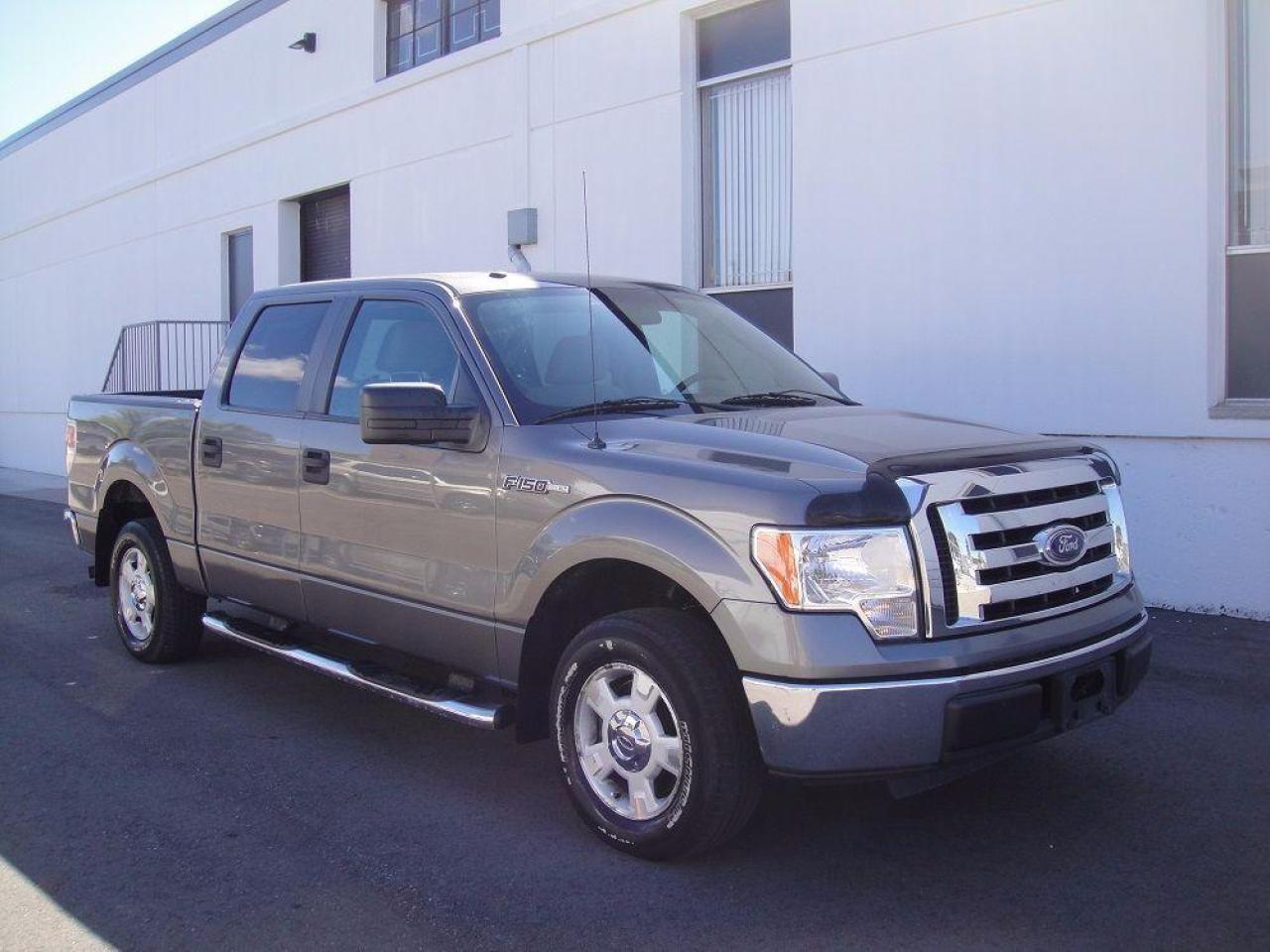 Used 2010 Ford F-150 XLT SUPERCREW-LOADED,ZERO ACCIDENTS,4 DOOR for sale in North York, ON