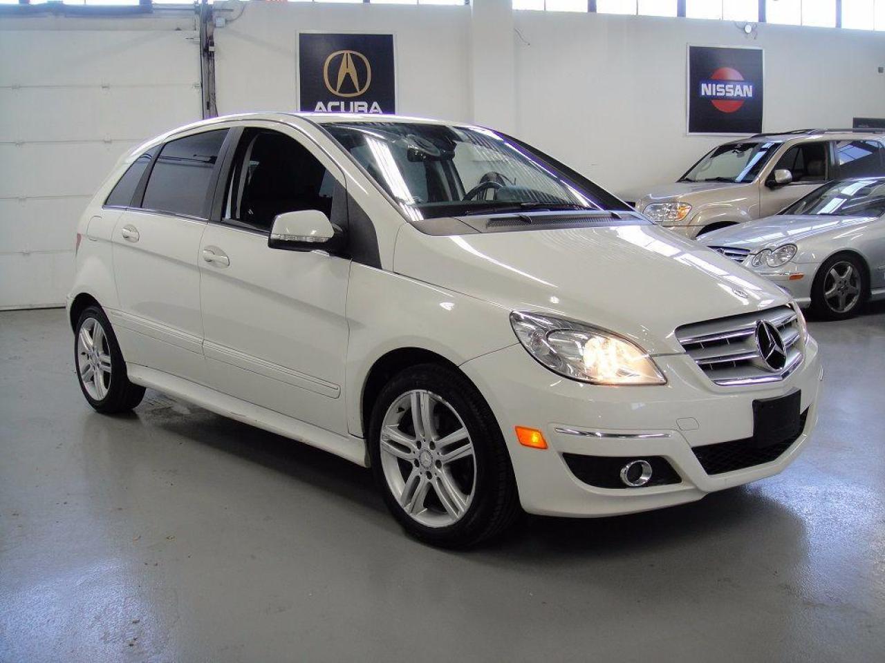 Used 2011 Mercedes-Benz B200 PANO ROOF,AUTO,LOW KMS for sale in North York, ON
