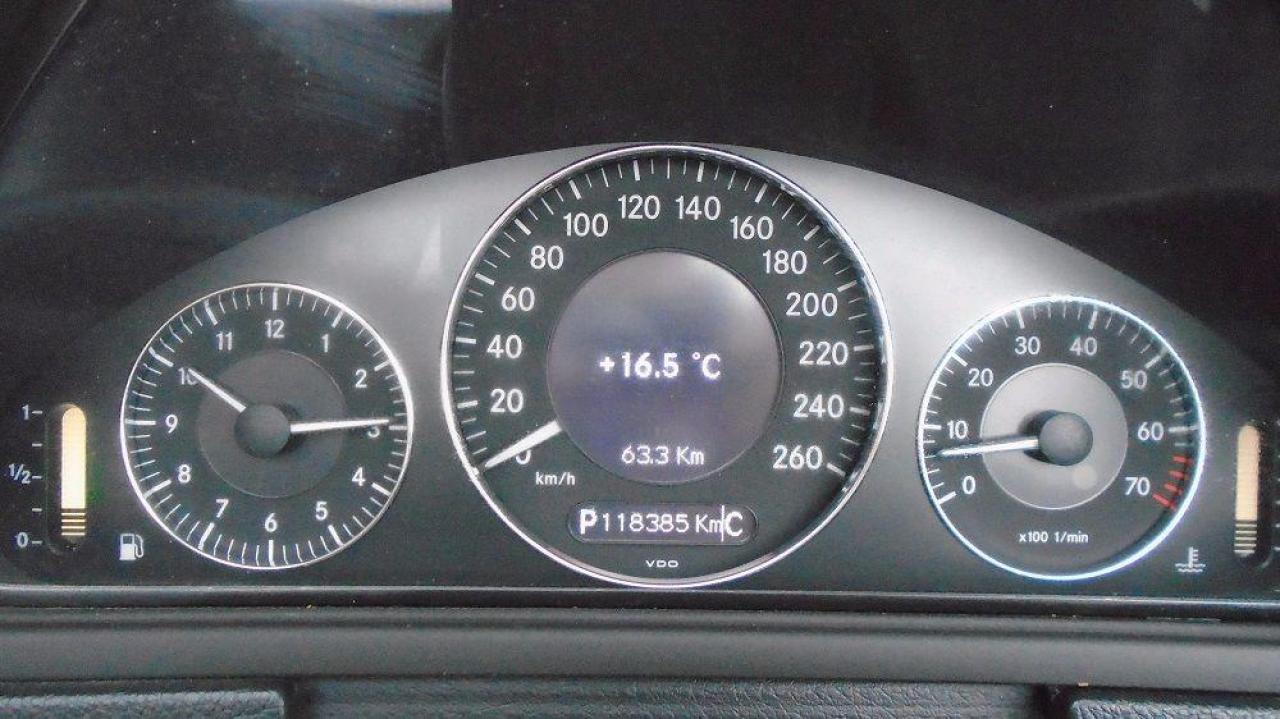 643789