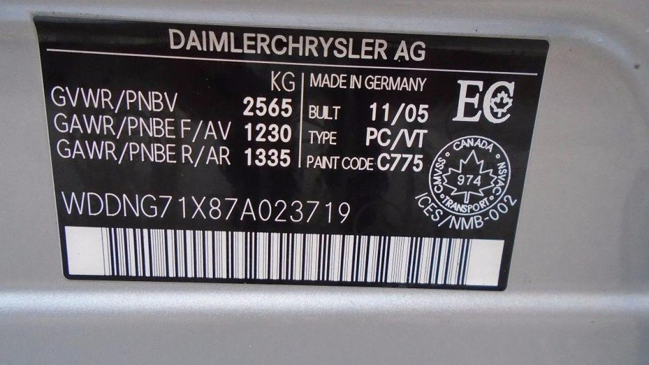 643792