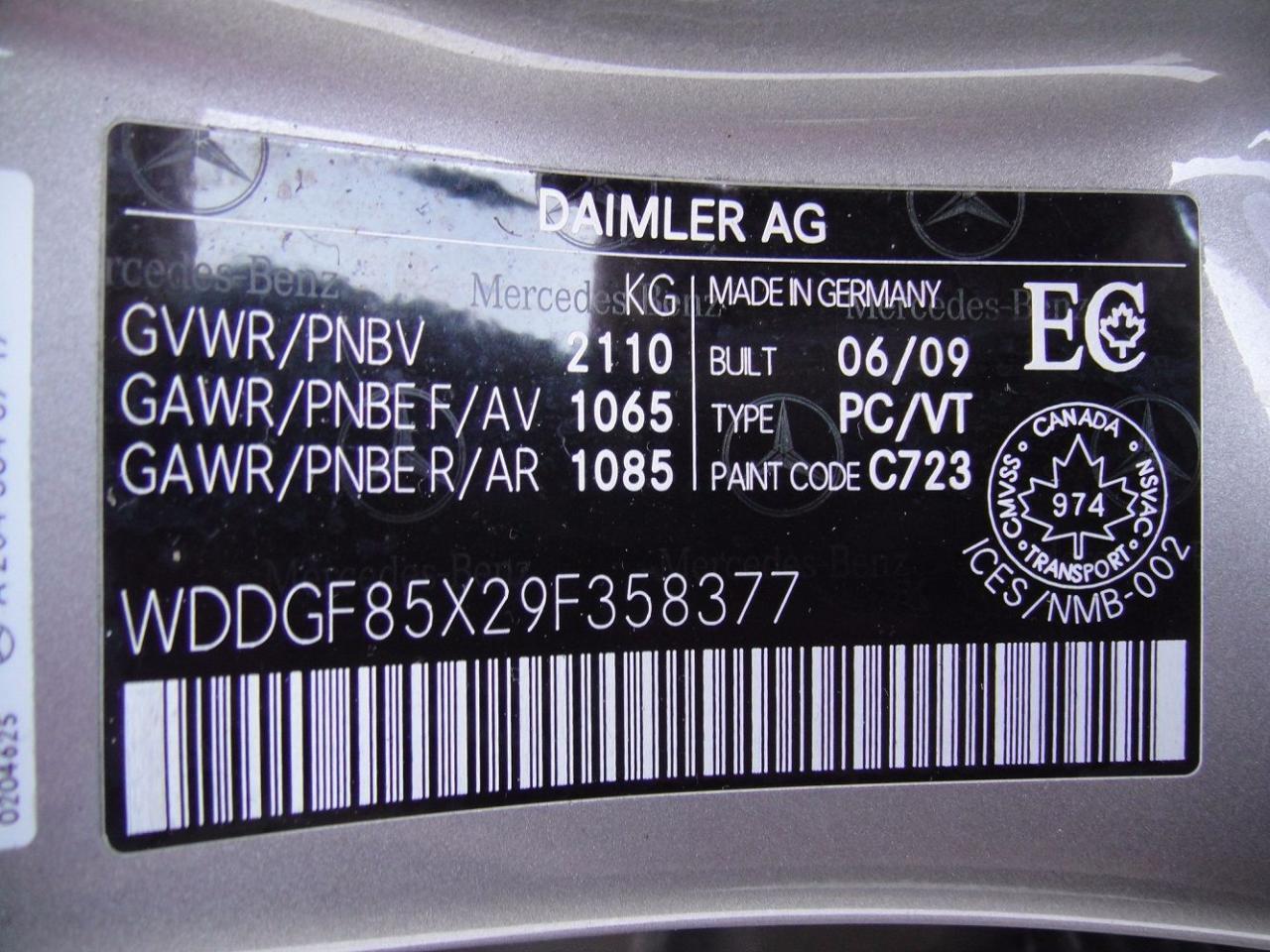 643801