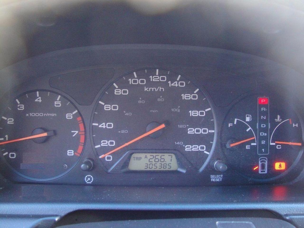 643802