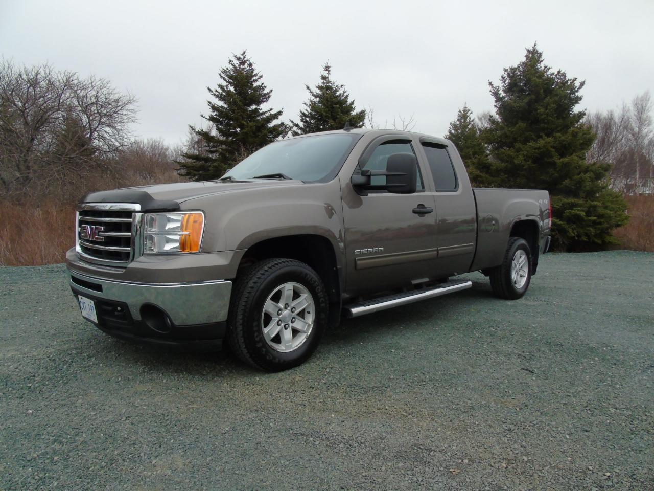 Used 2013 GMC 1500 SLE for sale in Conception Bay South, NL