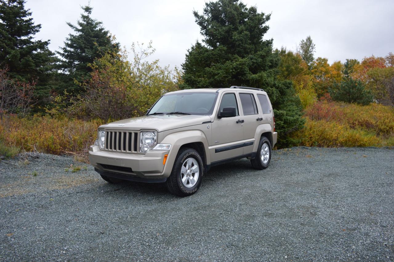 Used 2010 Jeep Liberty Sport for sale in Mount Pleasant, ON