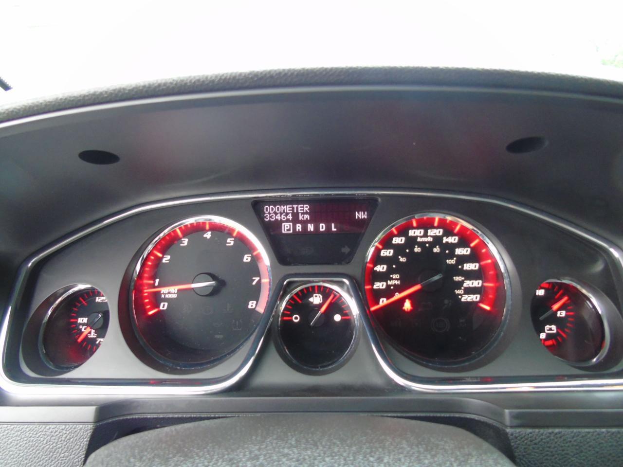 643993