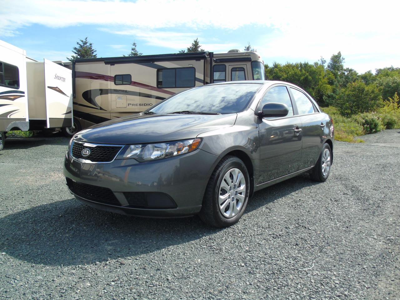 Used 2013 Kia FORTE LX for sale in Mount Pleasant, ON