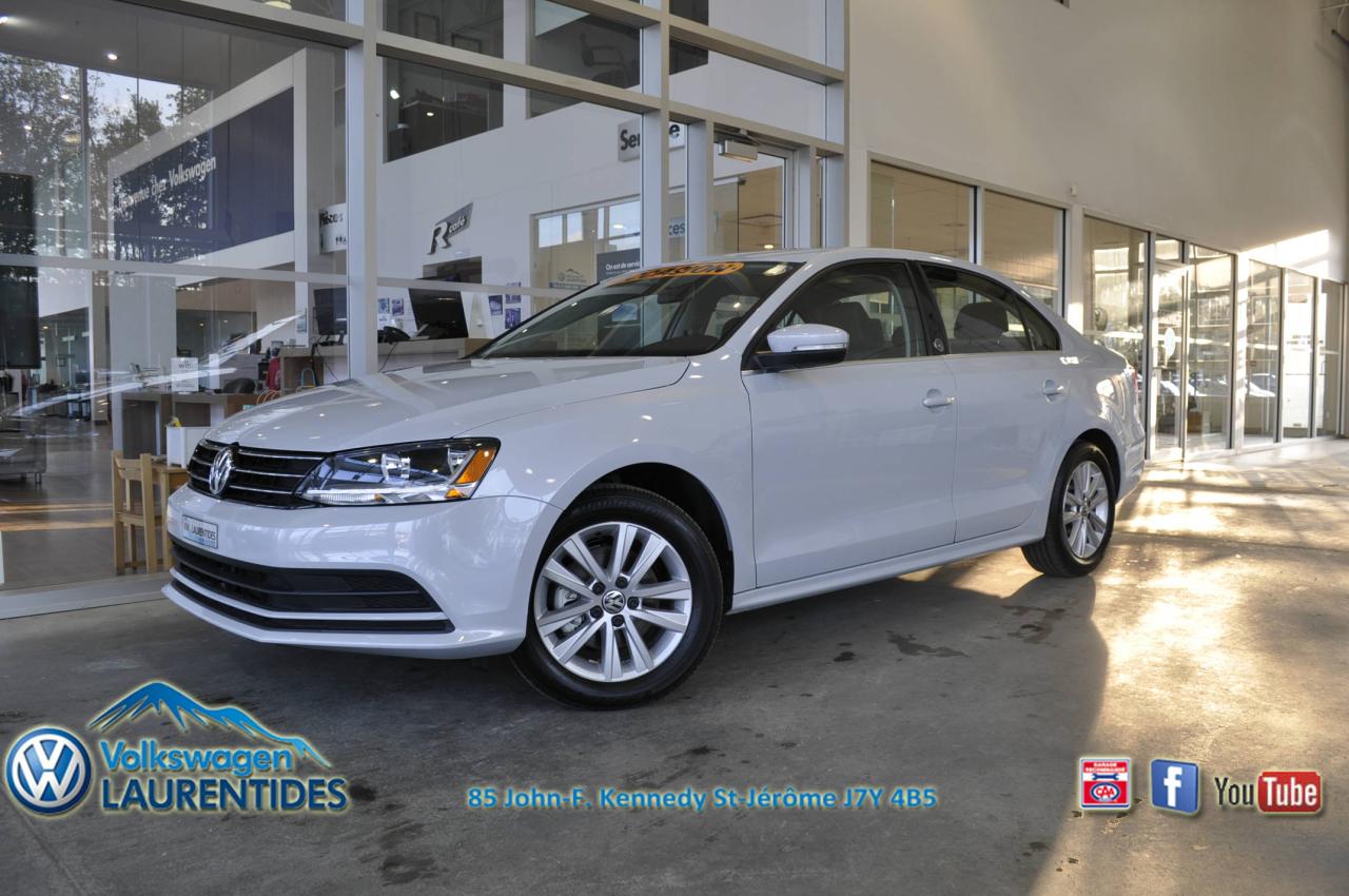 Used 2017 Volkswagen Jetta WOLFSBURG*TOIT*MAGS*0.9% for sale in St-Jérôme, QC
