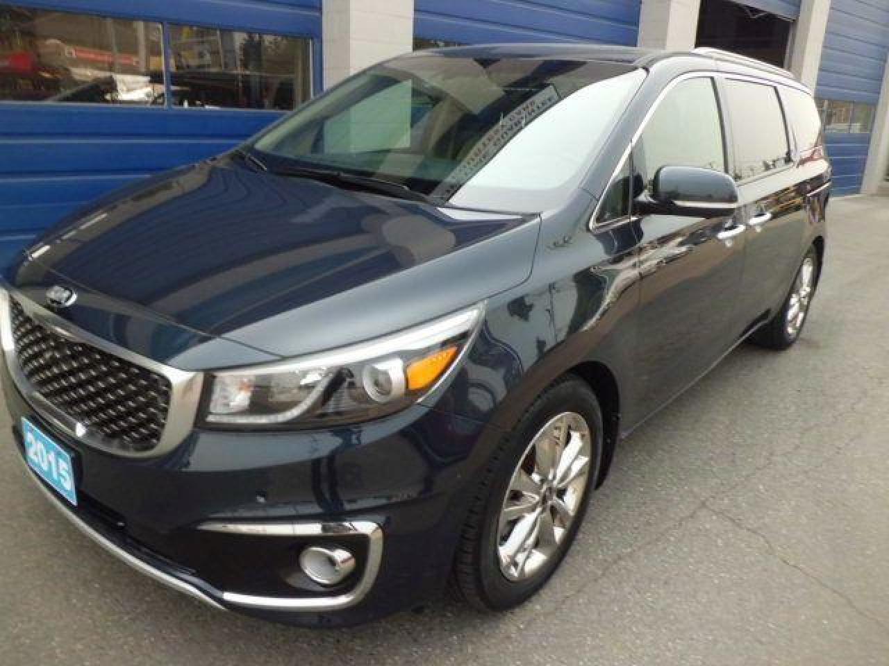Used 2015 Kia Sedona SXL+ for sale in Ottawa, ON