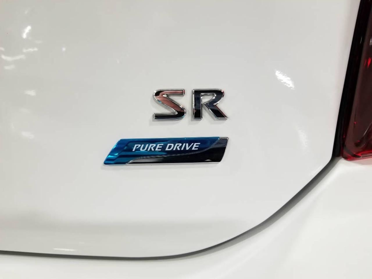 644702