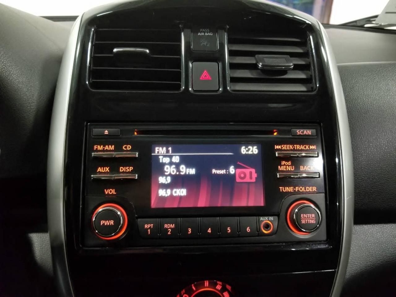 644702